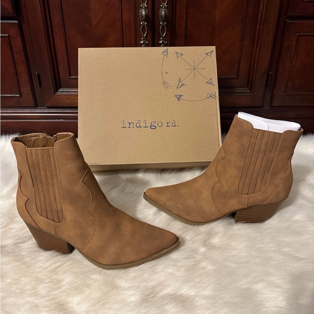 Indigo Ankle Western Booties in Tan Suede